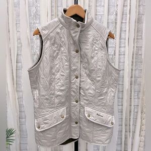 Barbour Calvary Gilet in Doeskin